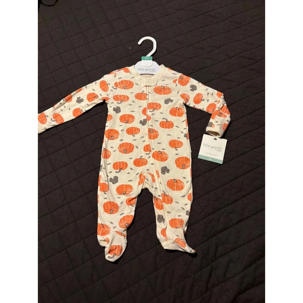 Little Planet by Carters Organic Cotton Pumpkin Squirrel Sleeper 3M NWT Cream